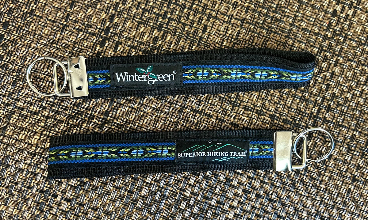 Superior Hiking Trail/Wintergreen Northern Wear Keychain